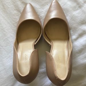 Nine West 7.5 “Nude” Eria D’Orsays heels